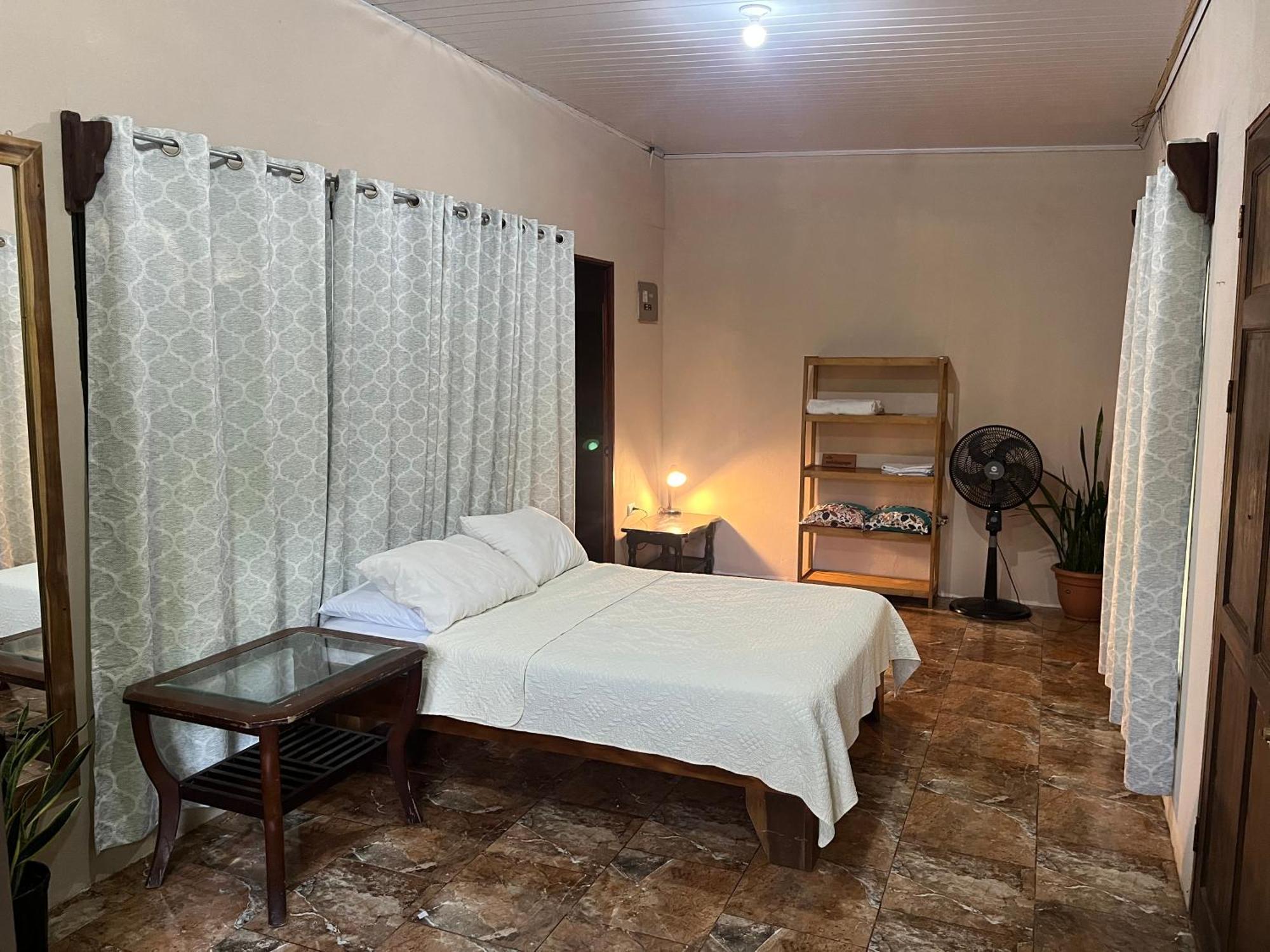 Casa Escondida Apartments Manuel Antonio Eksteriør bilde