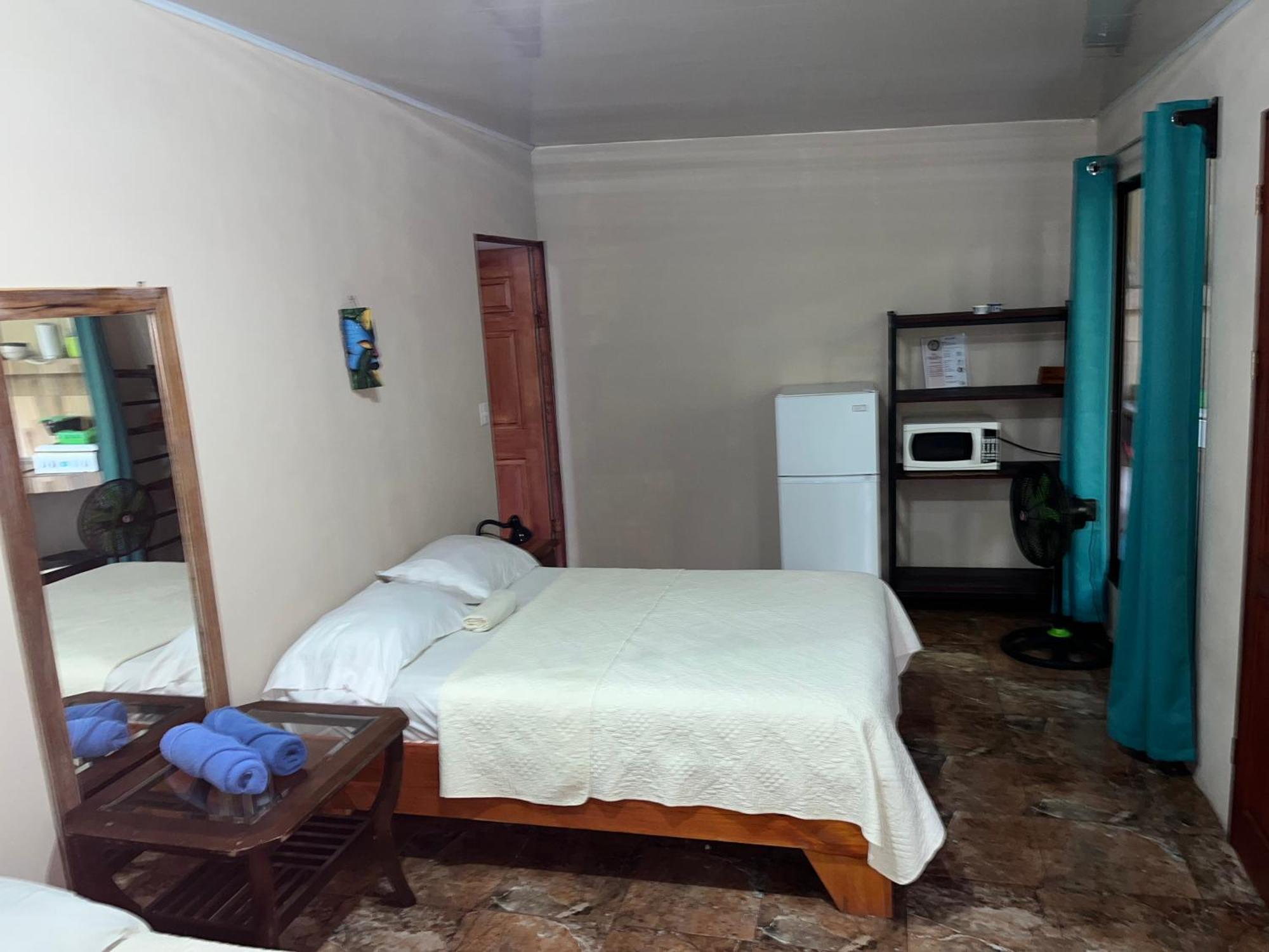 Casa Escondida Apartments Manuel Antonio Eksteriør bilde